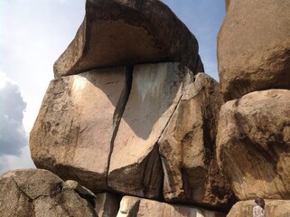 rock of the first wife, Kenya