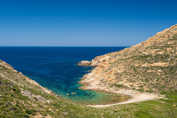 Fototapeta na wymiar Turquoise Mediterranean on the rocky west coast Corsica
