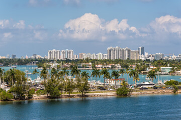 Fototapeta na wymiar View of Biscayne Bay in Miami, Florida, USA