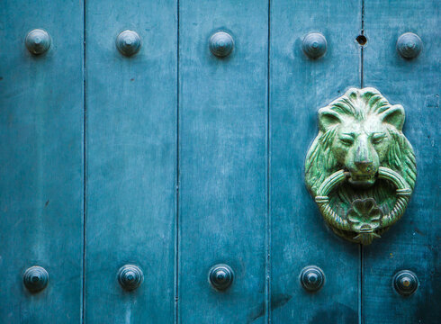 Old Metal Lion Door Knocker 