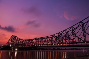 Fototapeta na wymiar Beautiful view of Howrah bridge in evening 