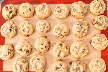 Baking cookies