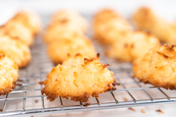 Coconut cookies