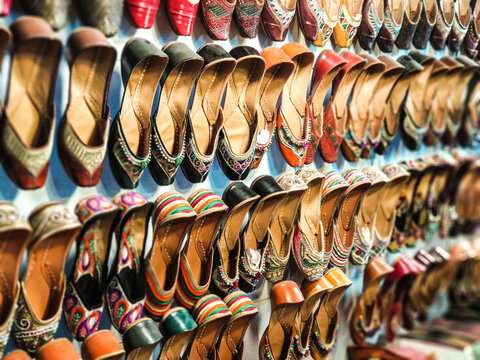 Traditional Indian handmade designer shoes. These traditional  designer decorated shoes are manufactured in India and are worn in Punjab and Rajasthan. 