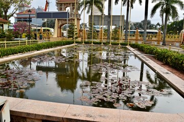 Fototapeta na wymiar A pond in Vietnamese temple.