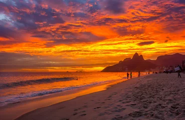 Raamstickers Sunset view of Ipanema beach and mountain Dois Irmao (Two Brother) in Rio de Janeiro, Brazil © Ekaterina Belova