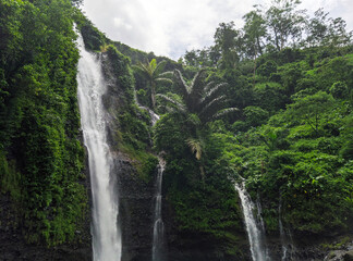 Obraz premium Waterfall Songgolangit in central java