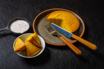 コーンブレッド　Traditional American food cornbread