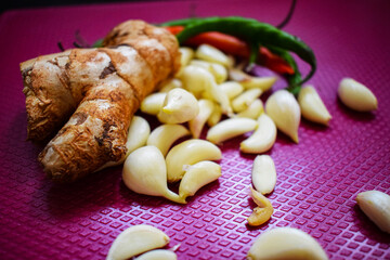 Picture of fresh organic ginger, garlic and green chillies