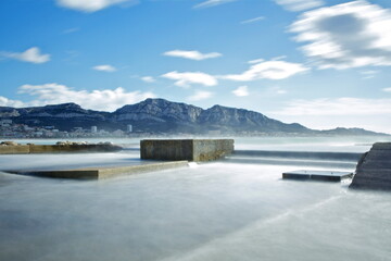 Obraz premium Clouds and water