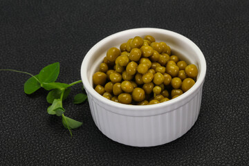Canned Green peas in the bowl