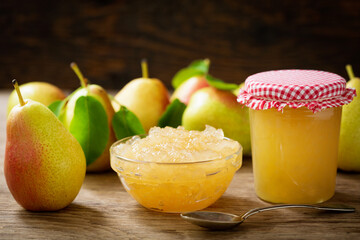 bowl of pear jam and fresh fruits