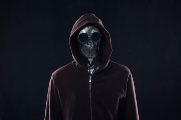 monster skull in the hood