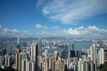 Fototapeta na wymiar Whispy Clouds Over the Hong Kong Skyline