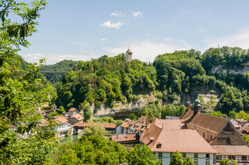 Fribourg, Freiburg, Sarine, Saane, Fluss, Bernbrücke, Pont de Berne, Holzbrücke, Brücke,...
