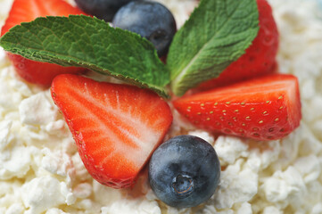 quark and berries - blueberries, strawberries and mint with cottage cheese