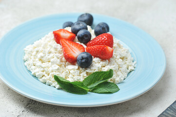 quark and berries - blueberries, strawberries and mint with cottage cheese