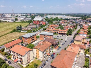 Obraz premium Pieve Emanuele dal drone