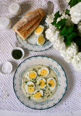 GERMAN EGGS IN MUSTARD SAUCE..style rustic.