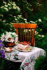 sponge roll with strawberries and cream..style vintage