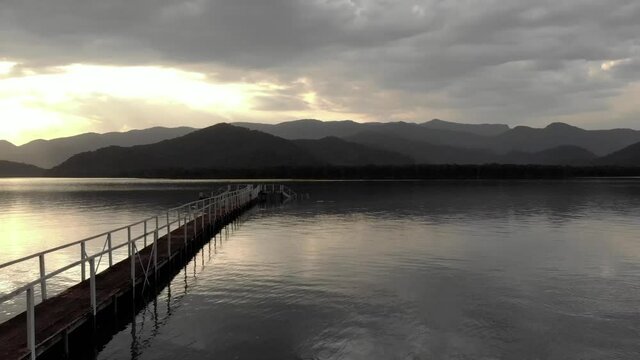 Pier estrada Guaruj&aacute; / Bertioga, S&atilde;o Paulo