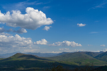 Image of a mountain valley.