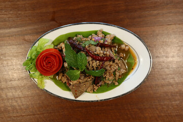 Spicy Thai Minced Pork Salad 