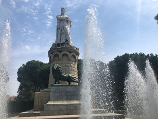 fuente y escalinata del batallador