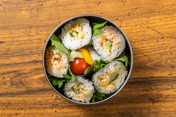 和風弁当　Japanese cuisine noodles and sushi