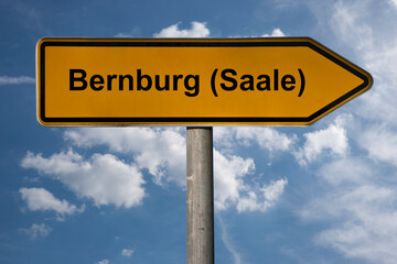 Obraz premium Wegweiser Bernburg (Saale) | signpost Bernburg (Saale)