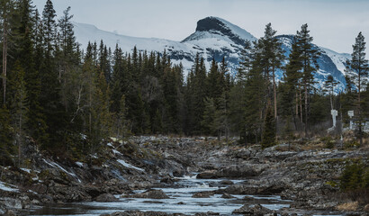 Szczyt górski w okolicy Hemsedal, góry skandynawskie  © Dreamnordno
