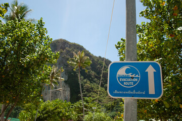Warning sign 
