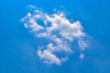 Fototapeta na wymiar Background Cumulus blue sky and clear cloud formation.