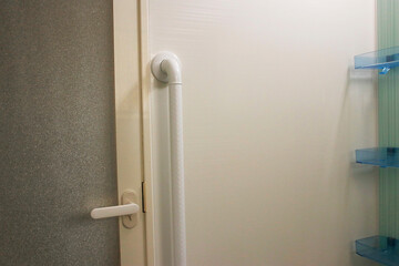 お風呂場の手すり