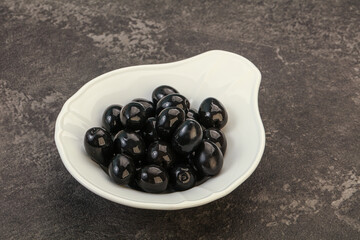 Black olives in the bowl