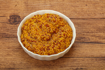 Dijon mustard sauce with seeds