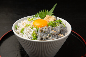 しらす丼