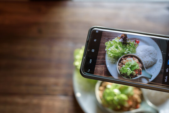 Food photography with a mobile phone