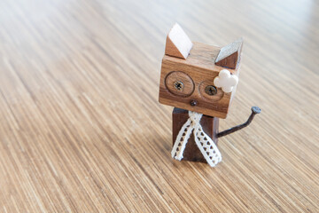 The cat wood carving