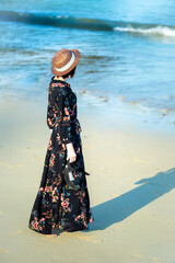 女性　海