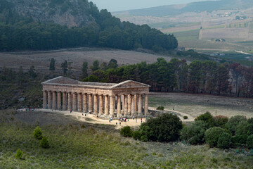 Fototapeta na wymiar Ancient greek temple in Segesta(Sicily)