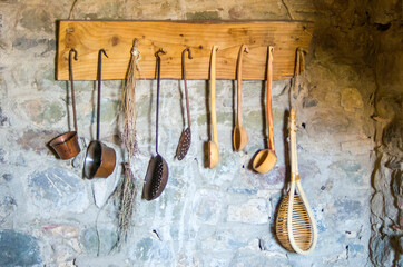 ancient cuisine, cooking tools and medieval medicine