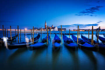 Venezia city at sunset - Gondola 