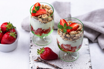 Dessert with strawberry, yogurt and granola