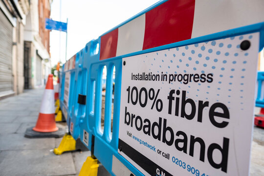 London- Installation of fibre broadband in central London 