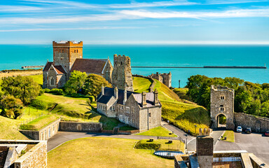 St Mary in Castro Church and a Roman lighthouse at Dover Castle in Kent, England - obrazy, fototapety, plakaty