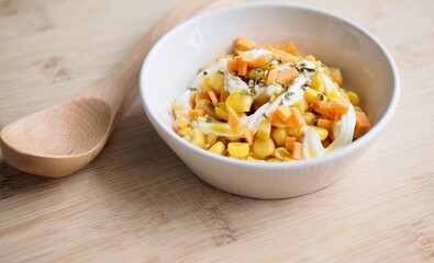 옥수수와  당근 마요네즈 샐러드 
