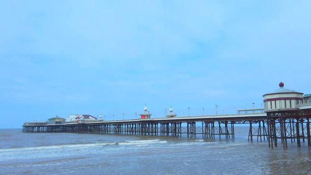Blackpool Promenade And Pier .