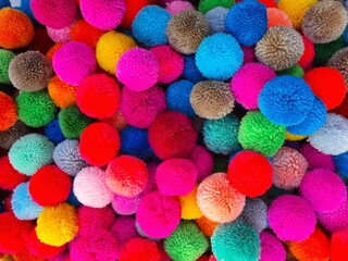 Fototapeta na wymiar Colorful Pom Pom by wool. 