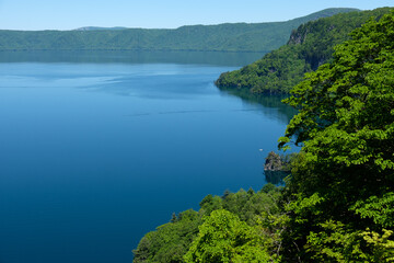 5月の爽やかな十和田湖